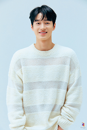진건우